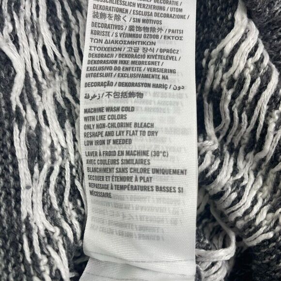 HOLLISTER Fair Isle Nordic Long Gray Button Grandpa Cardigan Sweater Cozy XS - Picture 9 of 9